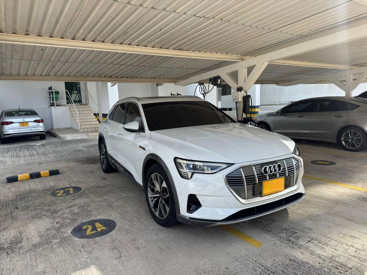 Audi E-tron Prestige 2022 - Foto 4