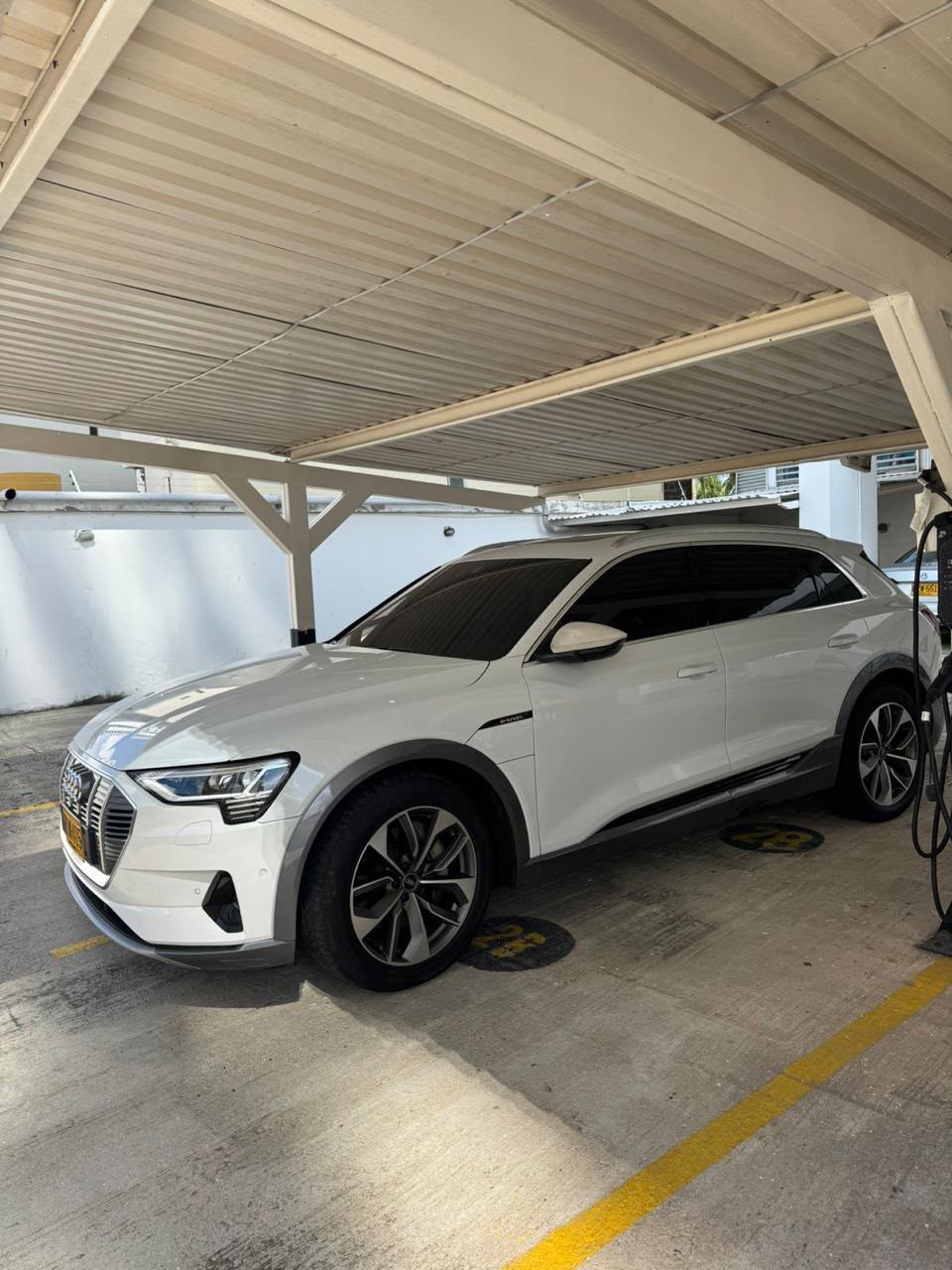 Audi E-tron Prestige 2022 - Foto 11