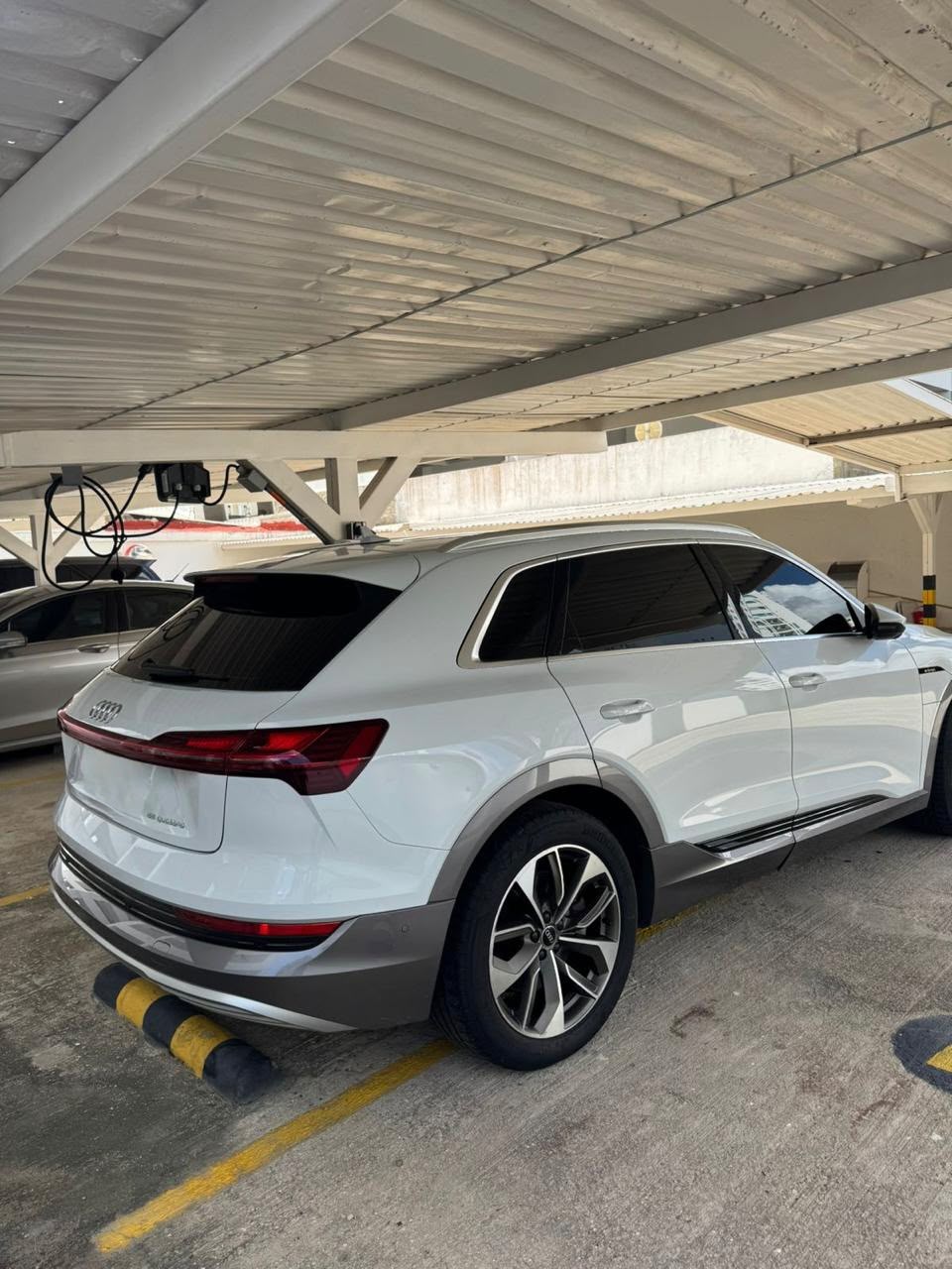 Audi E-tron Prestige 2022 - Foto 6