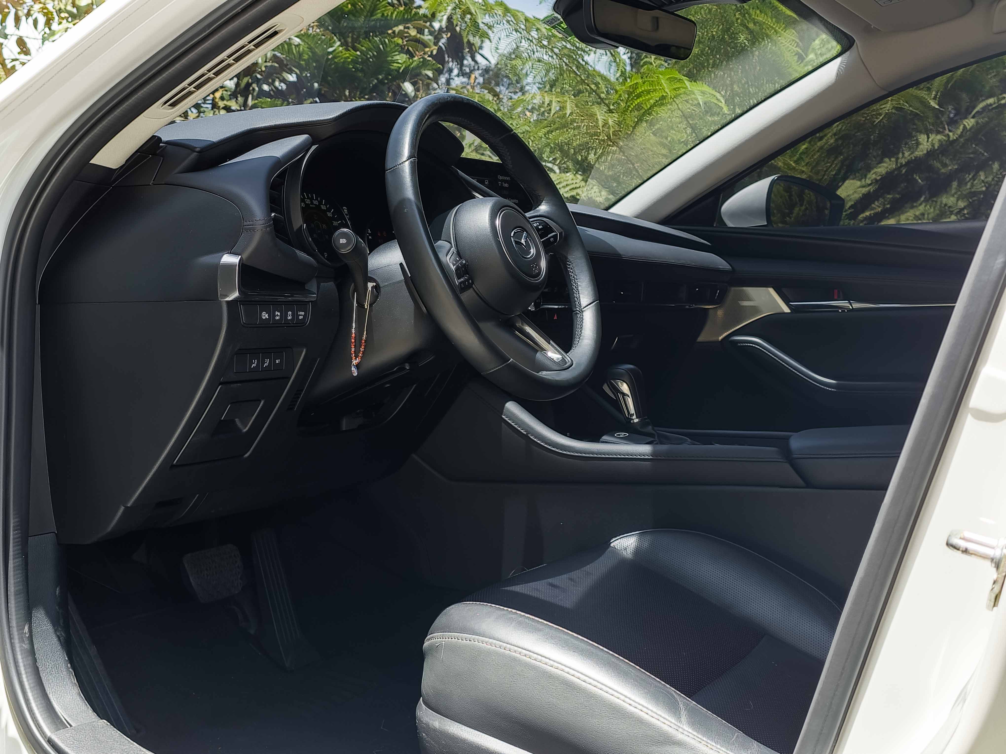 Mazda 3 Grand Touring Hibrido Ligero 2025 - Foto 20
