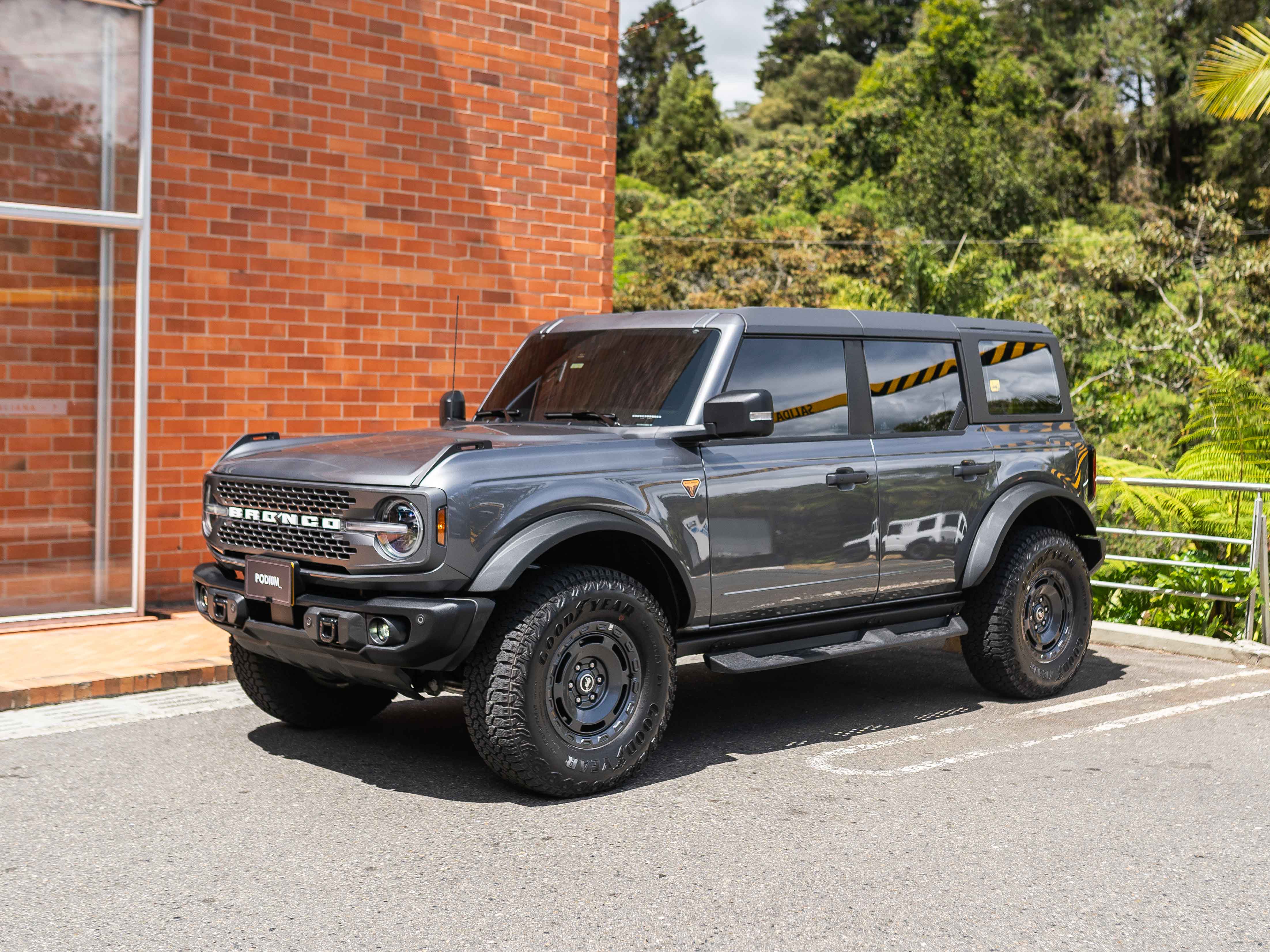 Ford Bronco 2.7 V6 Ecoboost Badlands 4X4 2025 - Foto 4