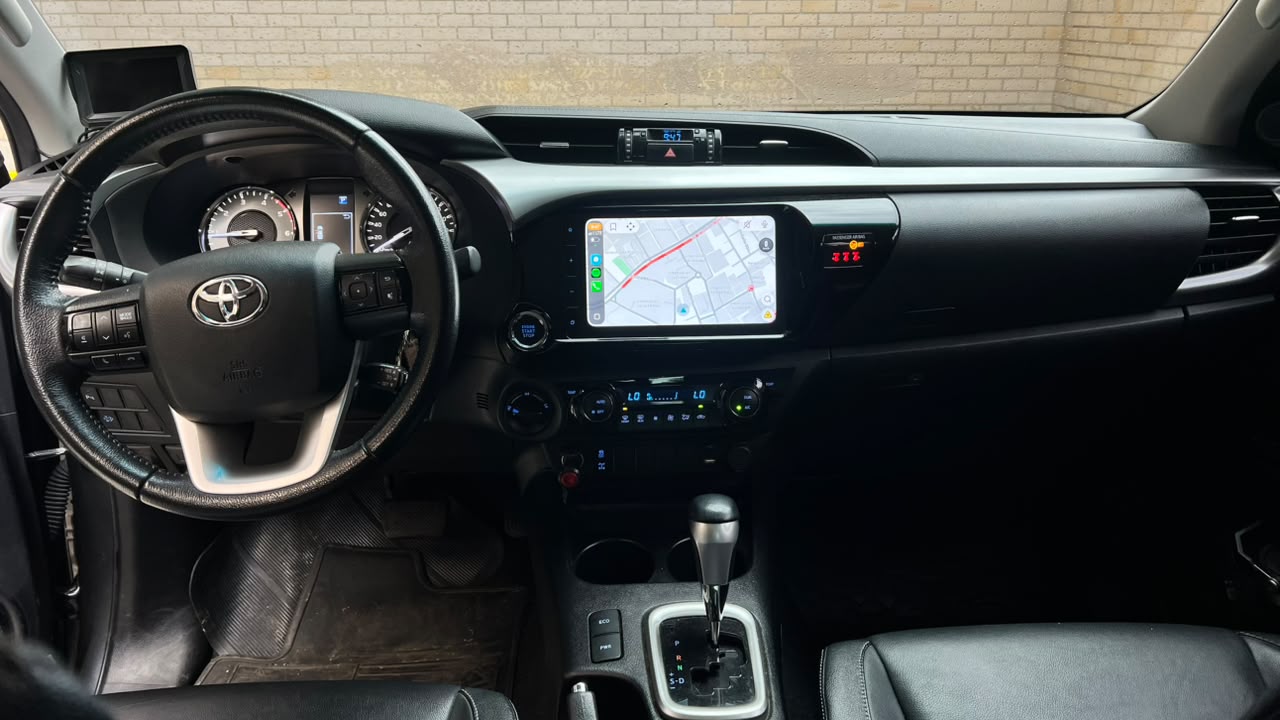 Toyota Hilux 2.4 Diesel 4x4 2023 - Foto 8