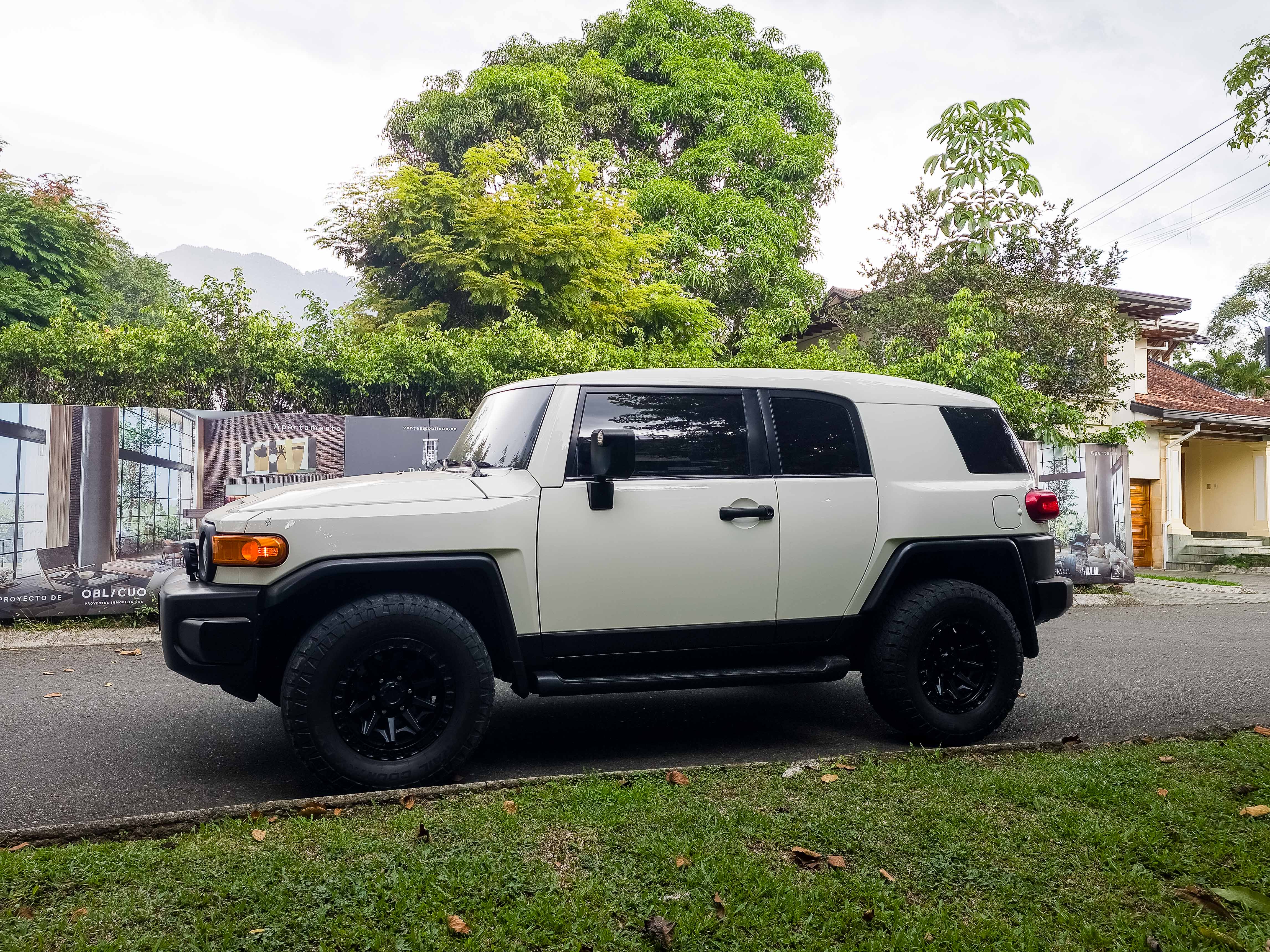 Toyota FJ Cruiser 2011 - Foto 7