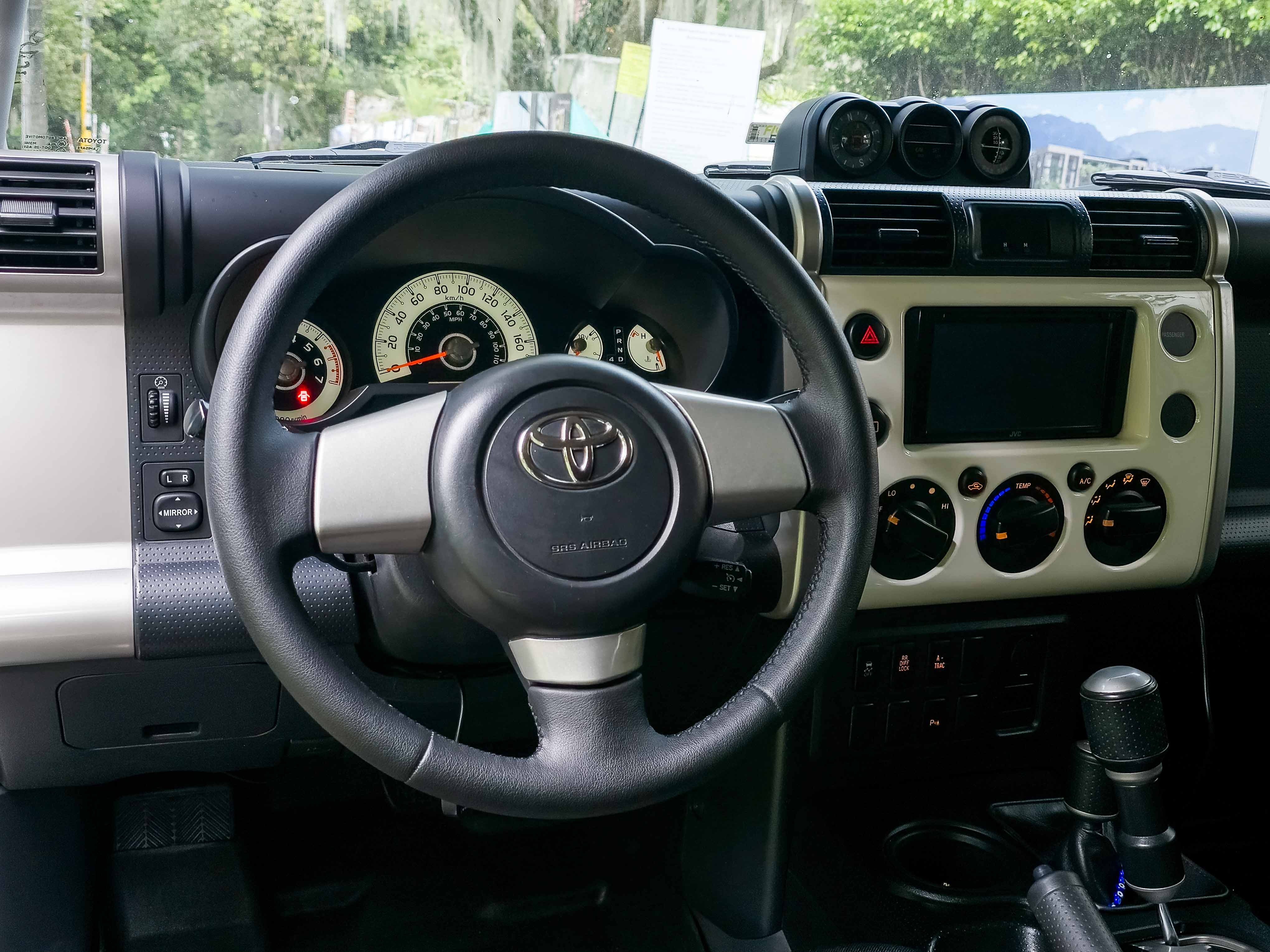 Toyota FJ Cruiser 2011 - Foto 11