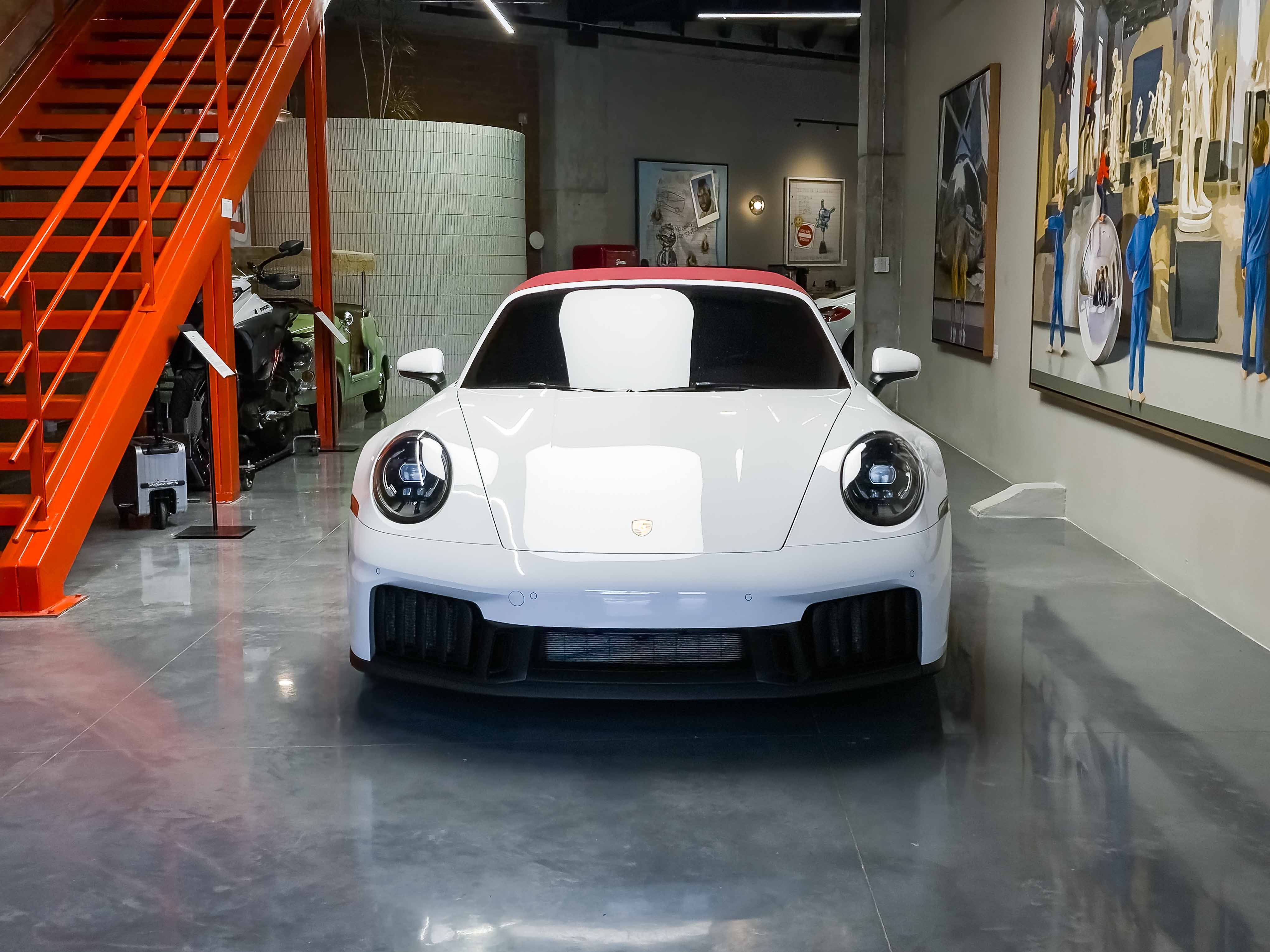 Porsche 911 Carrera 4GTS 2026 - Foto 2