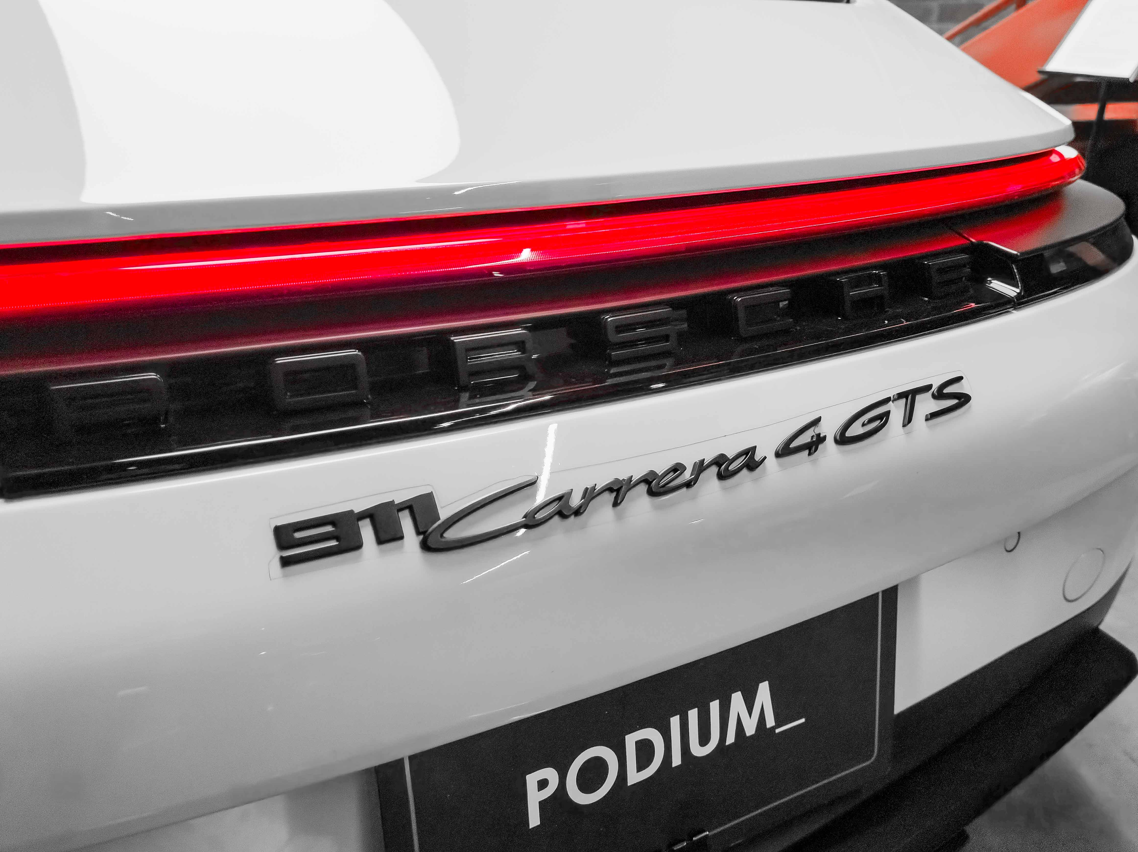 Porsche 911 Carrera 4GTS 2026 - Foto 12