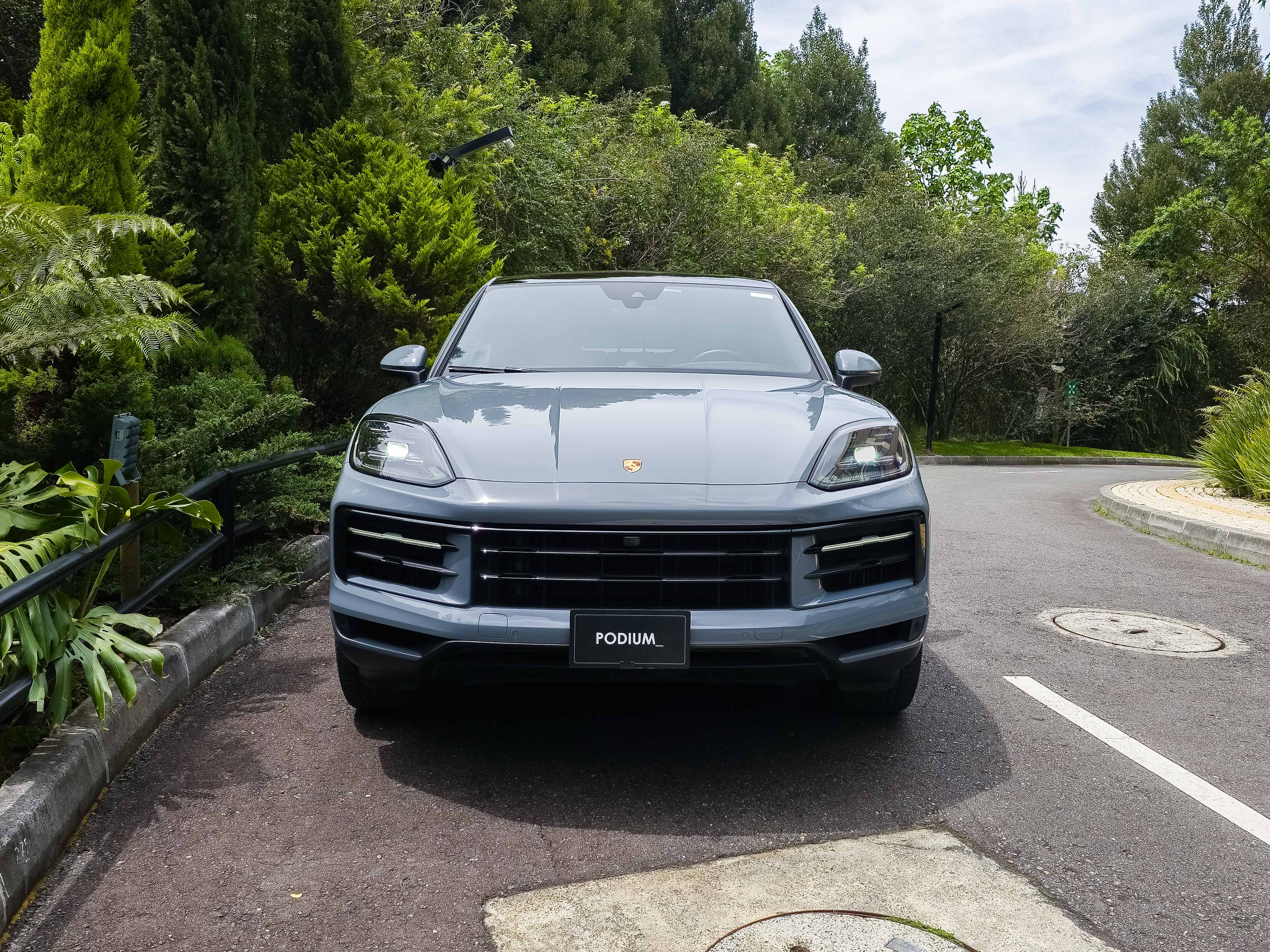Porsche Cayenne 3.0 E-Hybrid 2024 - Foto 2