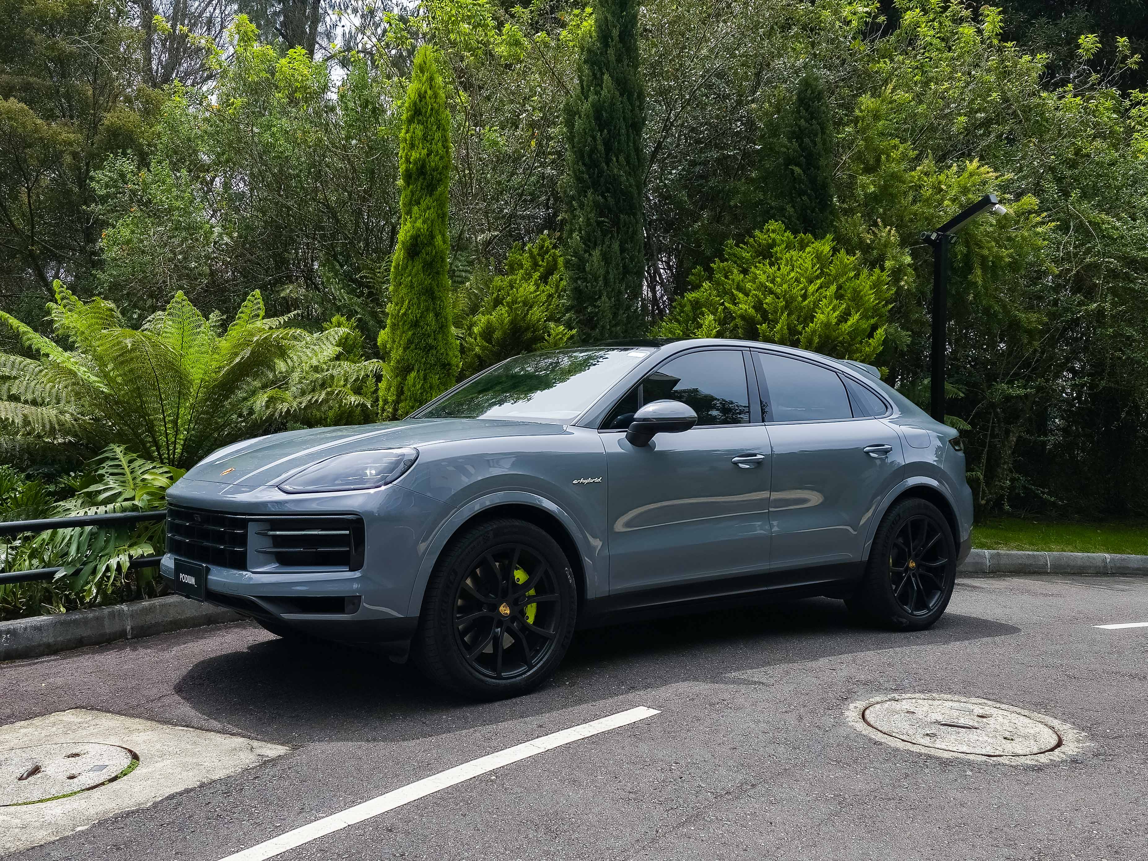 Porsche Cayenne 3.0 E-Hybrid 2024 - Foto 4