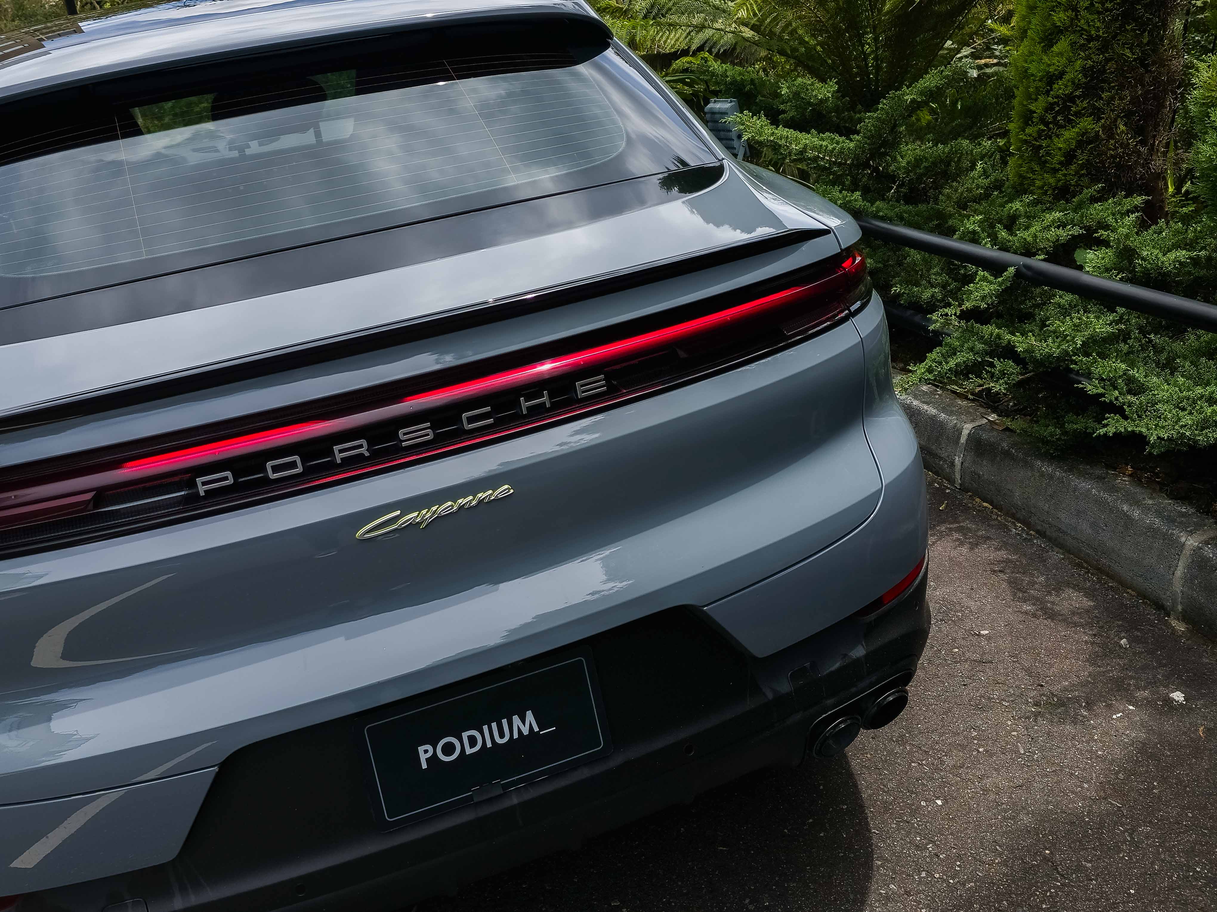 Porsche Cayenne 3.0 E-Hybrid 2024 - Foto 12