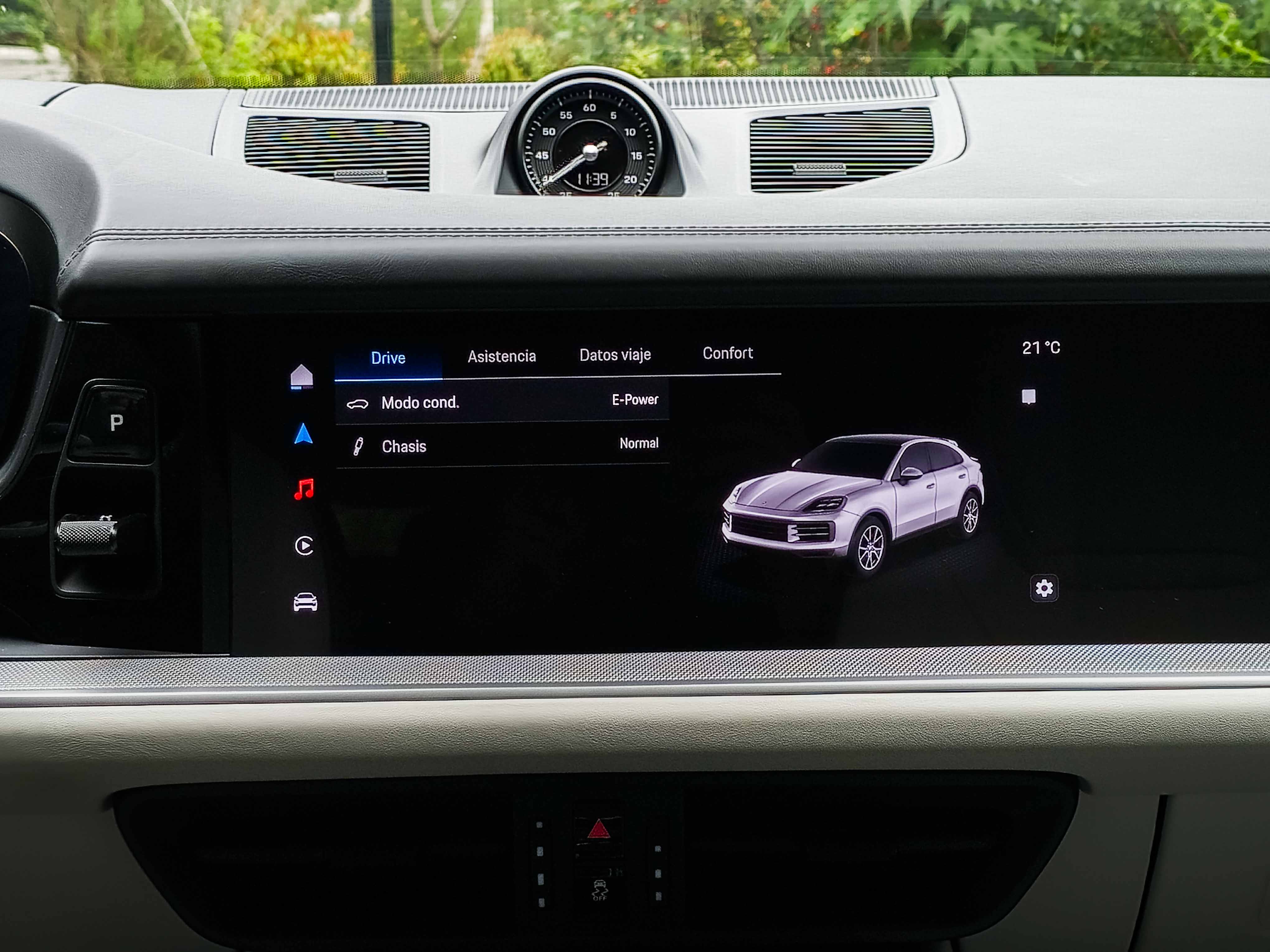 Porsche Cayenne 3.0 E-Hybrid 2024 - Foto 19